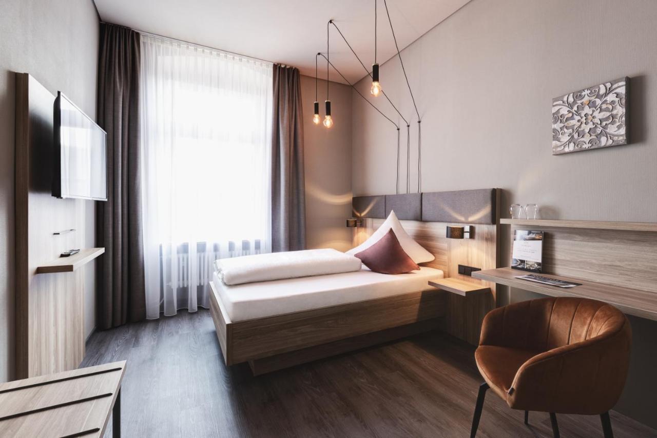 טאוברבישופסהיים Hotel Das Bischof מראה חיצוני תמונה